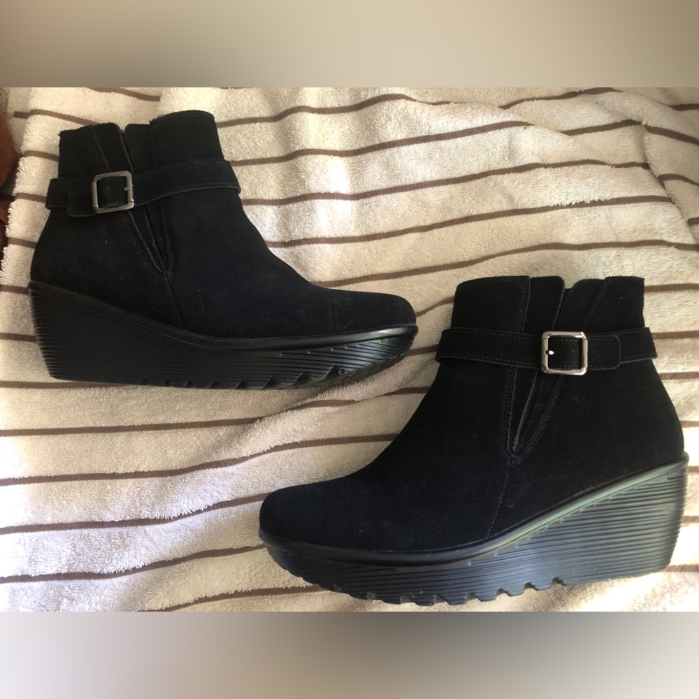 Skechers Memory Step Wedge Bootie - image 1